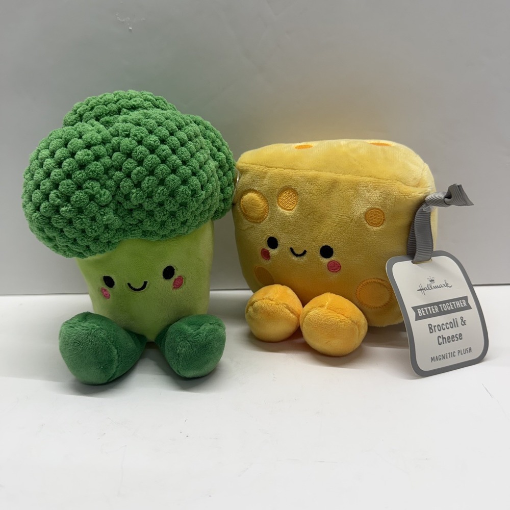 Hallmark Better Together Broccoli and Cheese Magnetic Plush Stuffy Set New w/Tag